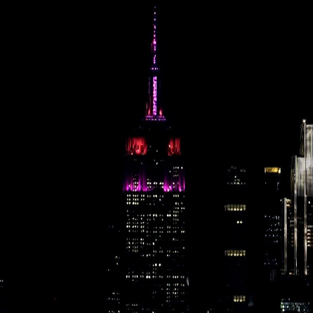 Empire State Se Ilumina de Rosa por Dolly Parton