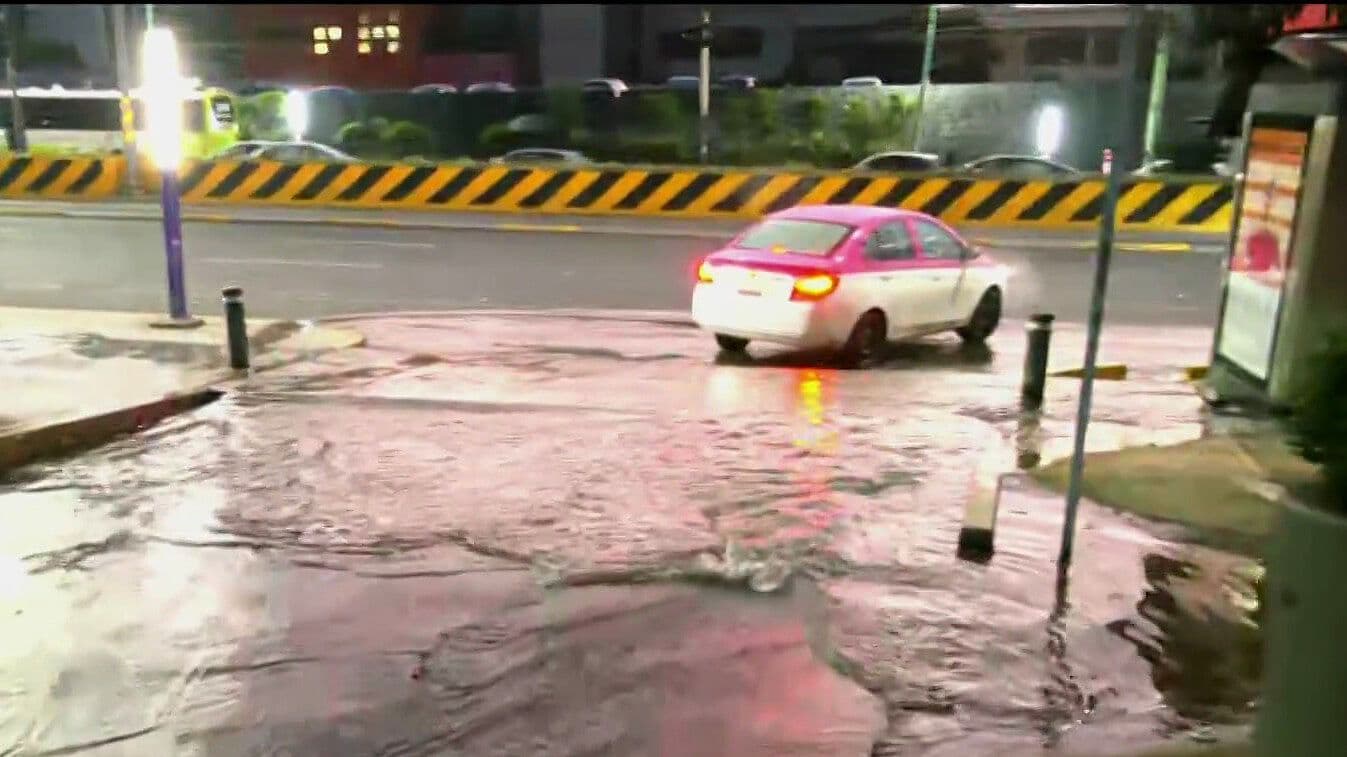 Fuga de Agua Provoca Desperdicio del Líquido en Colonia Insurgentes Cuicuilco, CDMX