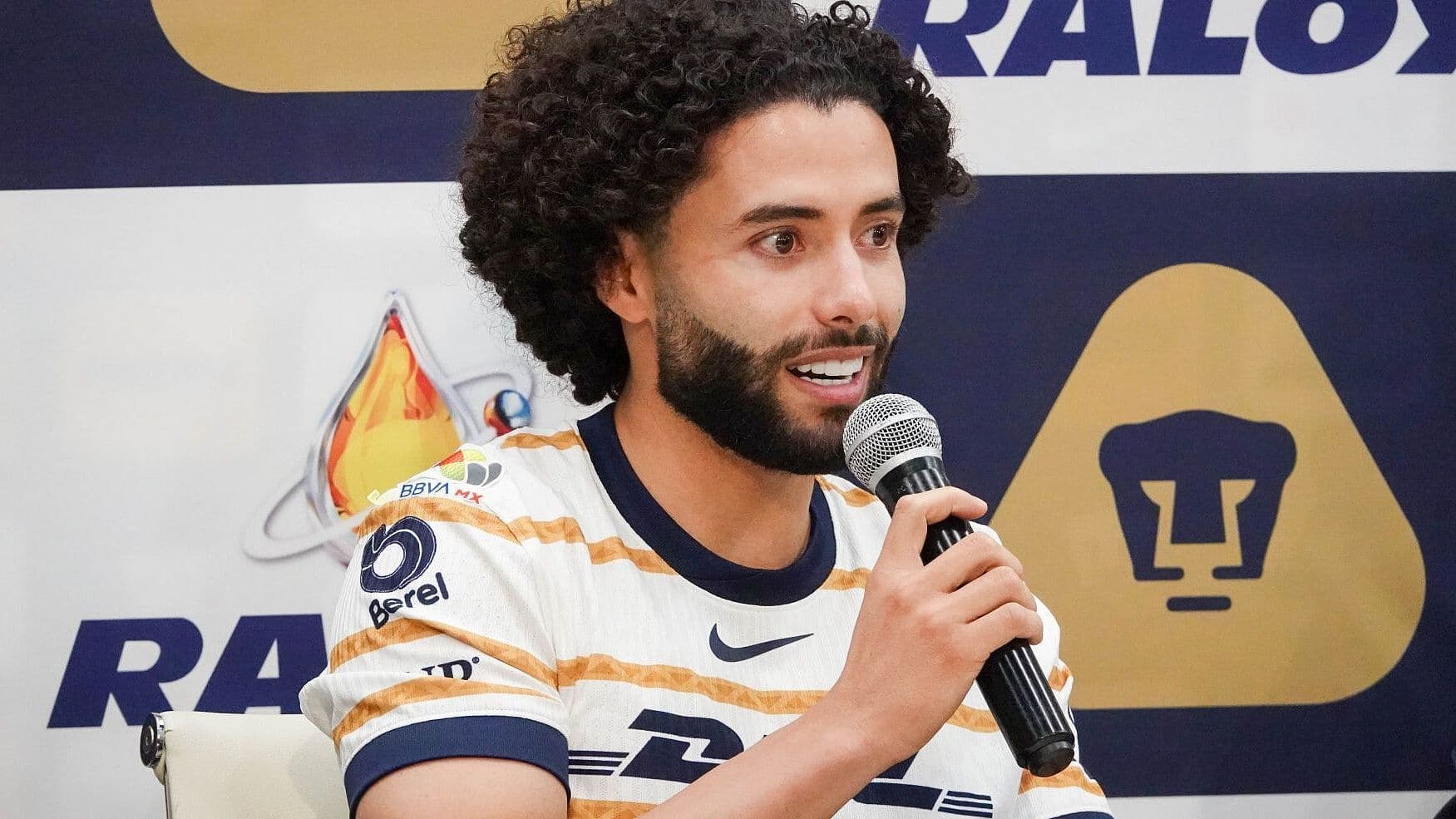 “Me Separaron del Grupo”: Chino Huerta Vuelve a Pumas y Dice que Anderlecht le Cerró las Puertas