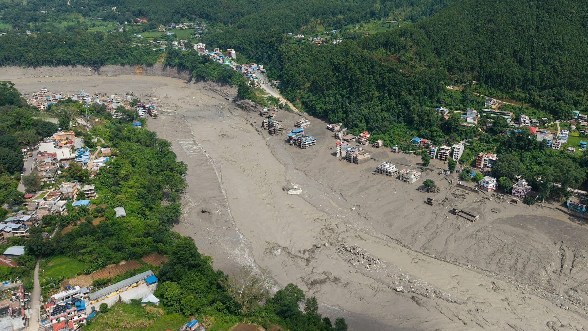 Desde el Aire: Así Luce Nepal Tras el Paso de la Riada
