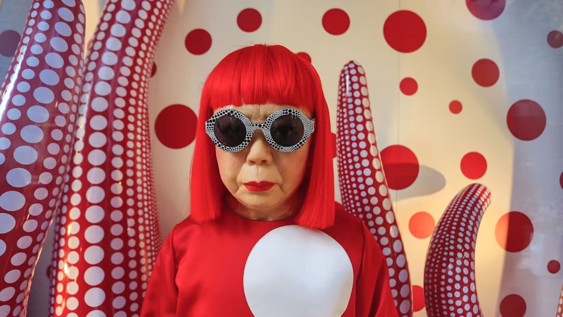 Confirman Muerte de Yayoi Kusama, Conocida por sus Patrones Infinitos de Lunares