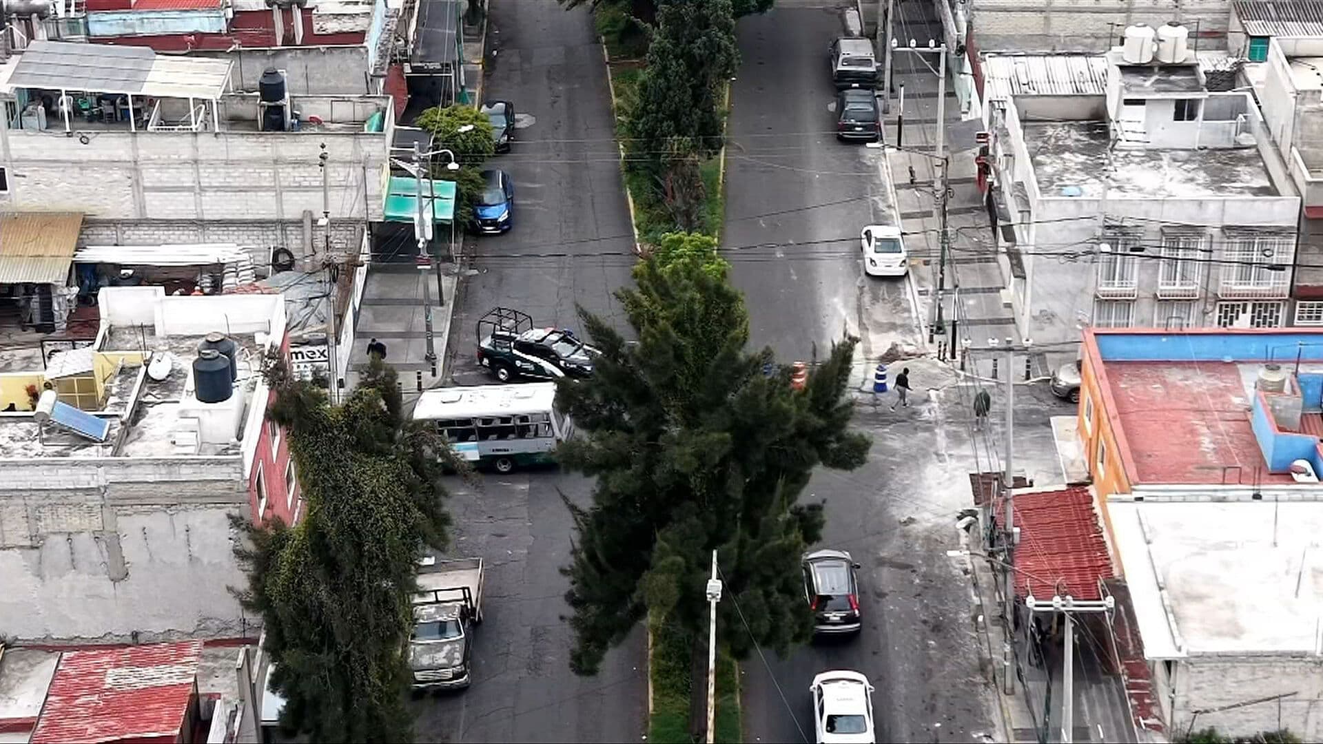 Así se Ven los Baches y Hundimientos en la Colonia Salvador Díaz Mirón de la GAM