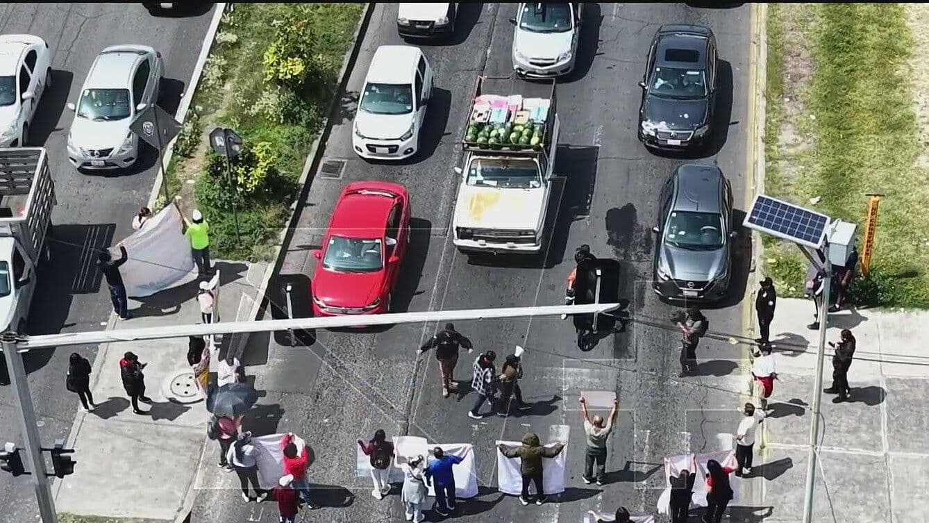 Protesta en Avenida Central: Vecinos de Ecatepec Rechazan Proyecto de Drenaje
