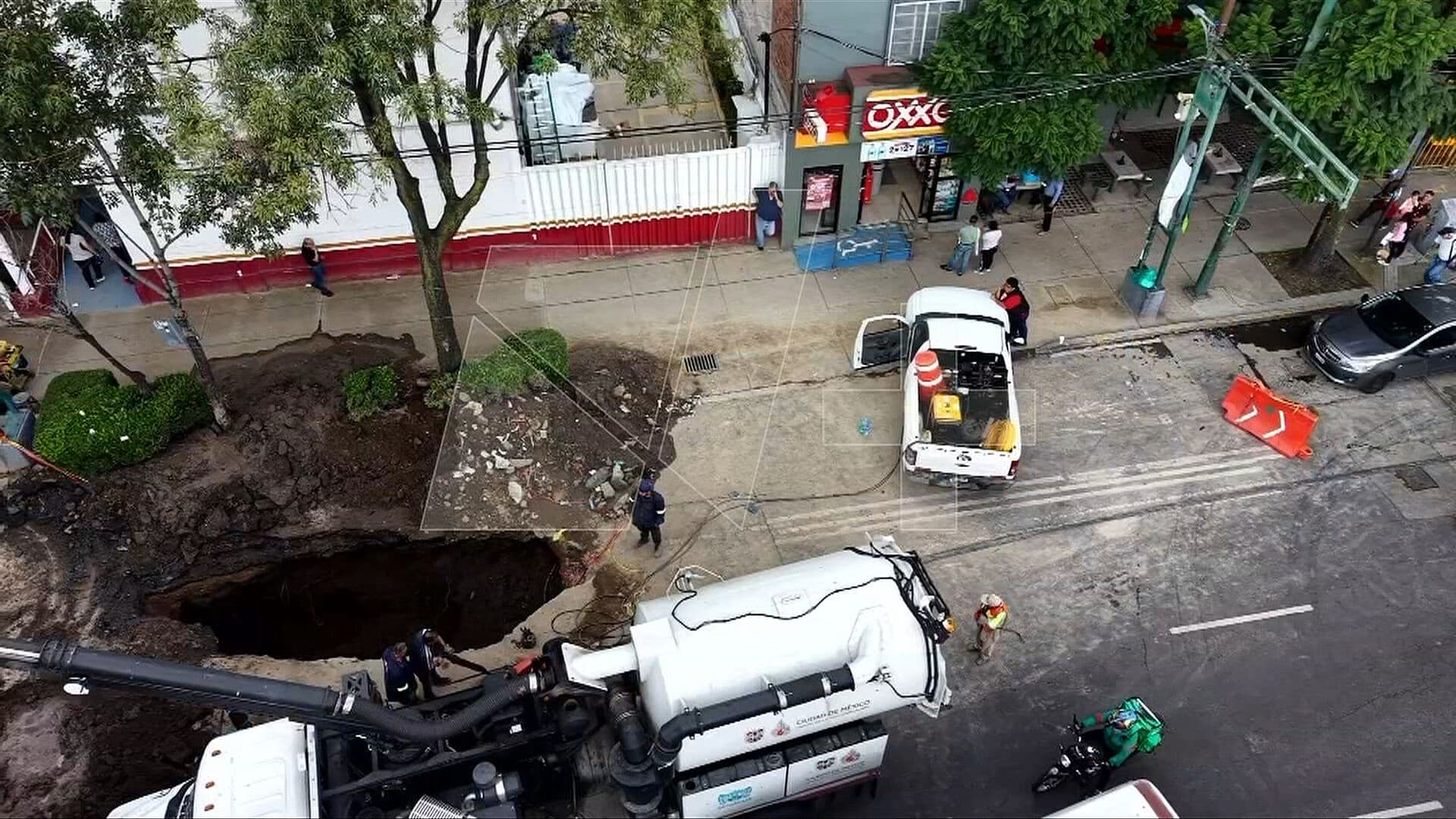 Vecinos Denuncian Estar Sin Agua en Colonia Ermita de la Benito Juárez, CDMX