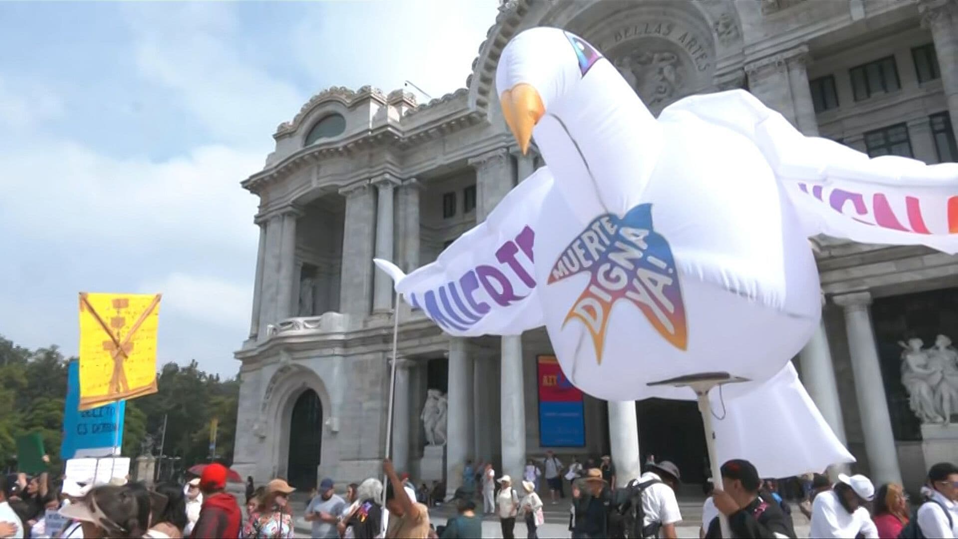 Manifestantes Alistan Marchar para Legalizar Eutanasia en CDMX