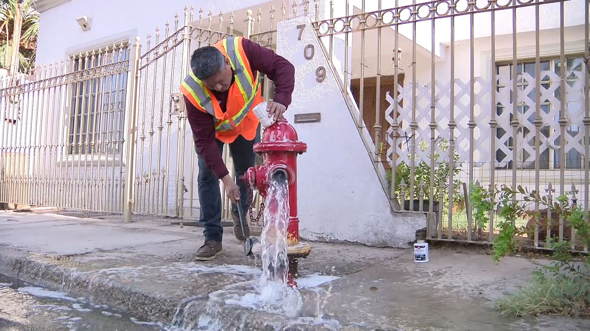Mexicali Cuenta con 5 Mil 300 Hidrantes y solo Una Cuadrilla para Rehabilitarlos