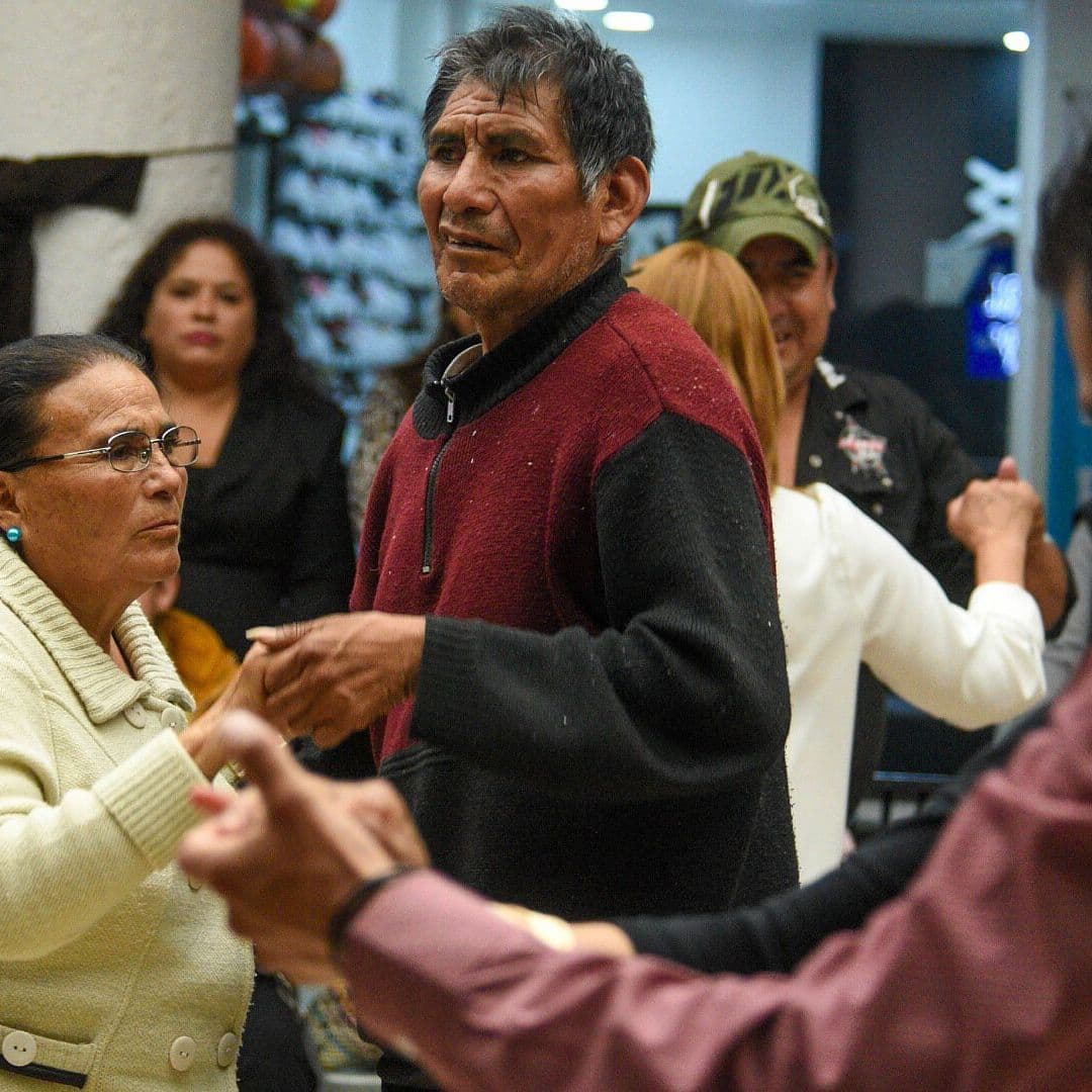 En el Día de los Abuelos, Recordamos la Importancia de la Actividad Física en Adultos Mayores