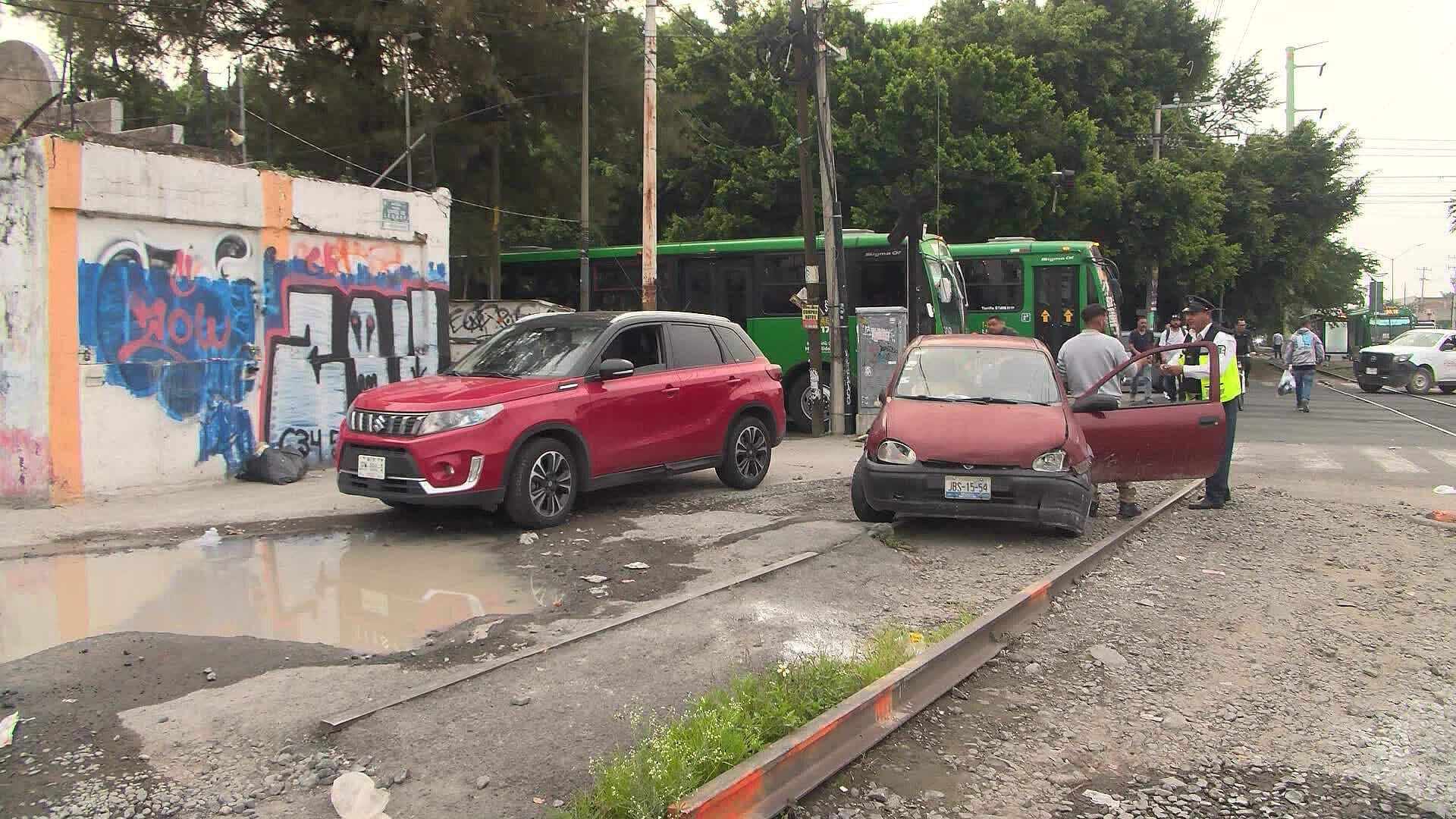 Conductor Alcoholizado Choca Contra Otro Auto en Guadalajara