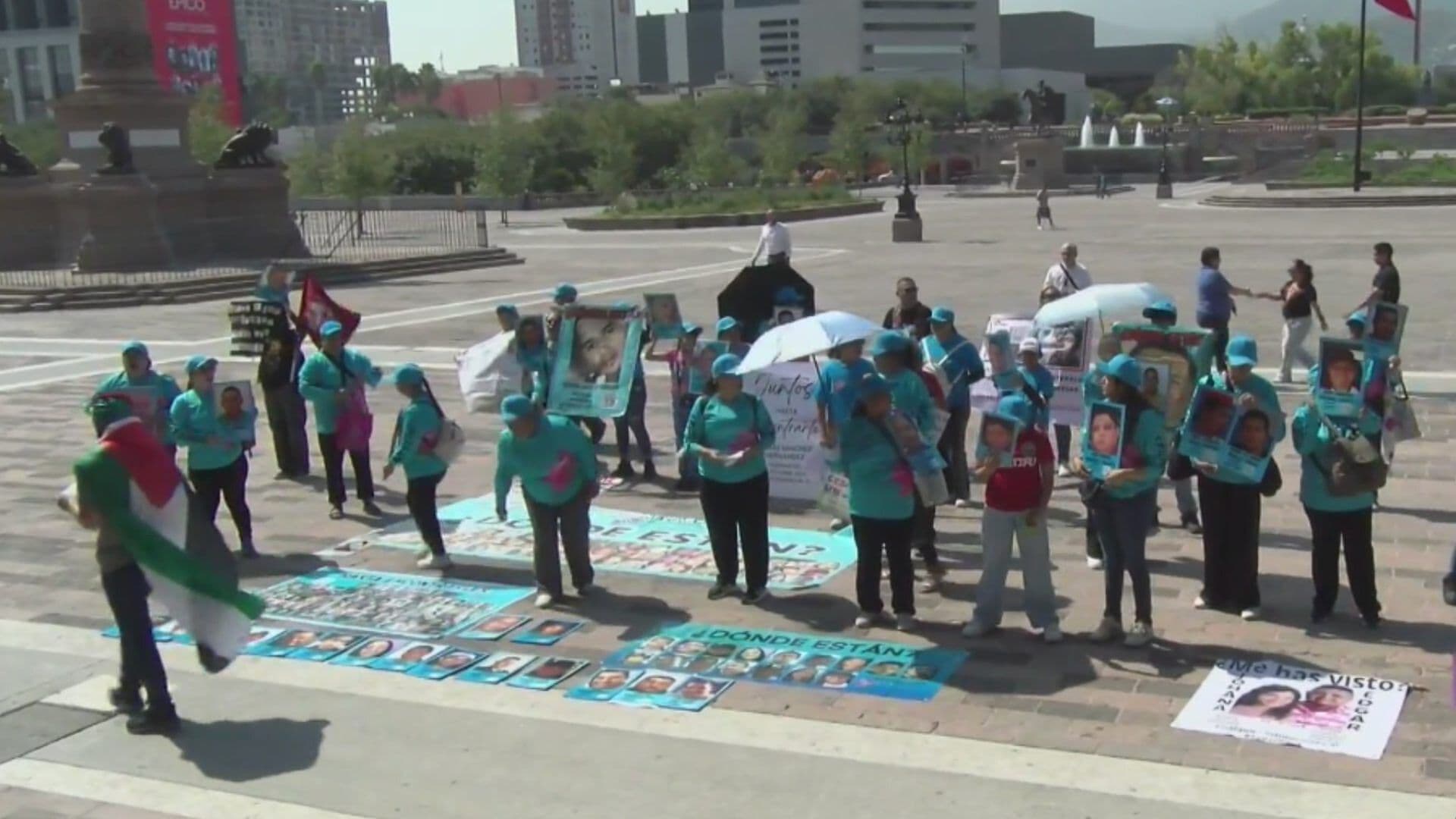 Colectivo Renacer Marcha por sus Desaparecidos en Calles de Monterrey