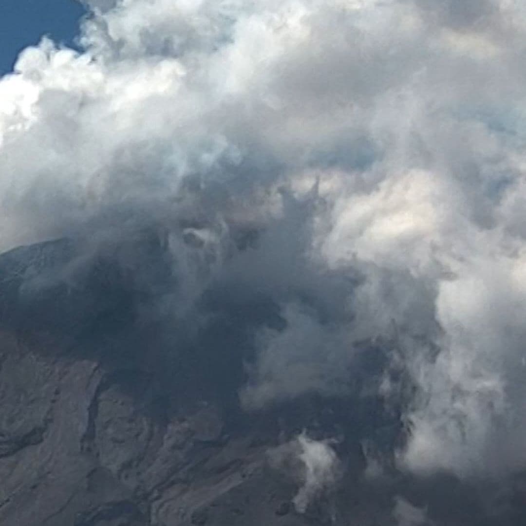 Popocatépetl Sorprende con Fumarola