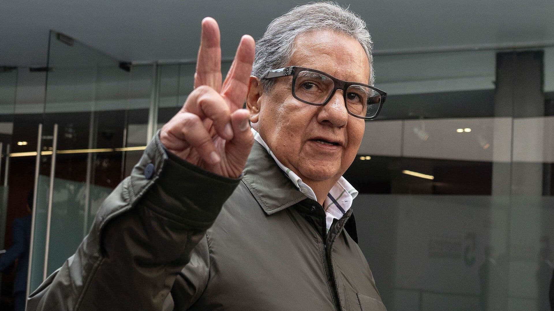 Morena Elige a Higinio Martínez como Candidato Único para Presidir el Senado