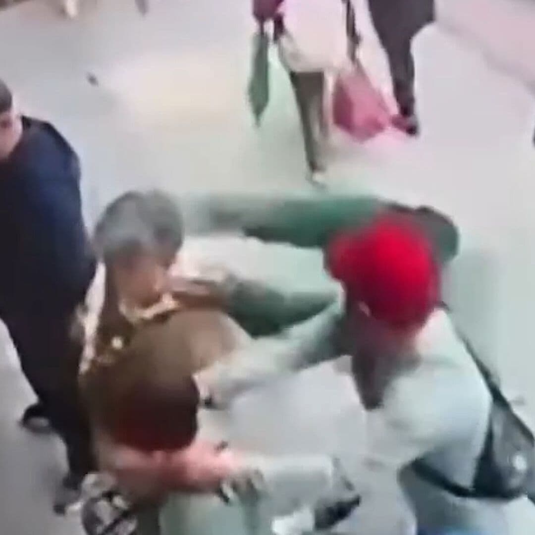 Roban Aretes a Mujeres en Plena Calle
