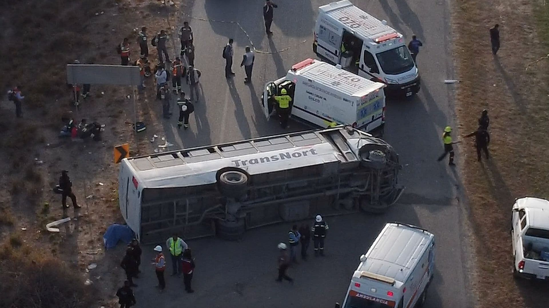 Dan de Alta a 13 de 14 Lesionados de Accidente Vehícular en Pesquería, NL