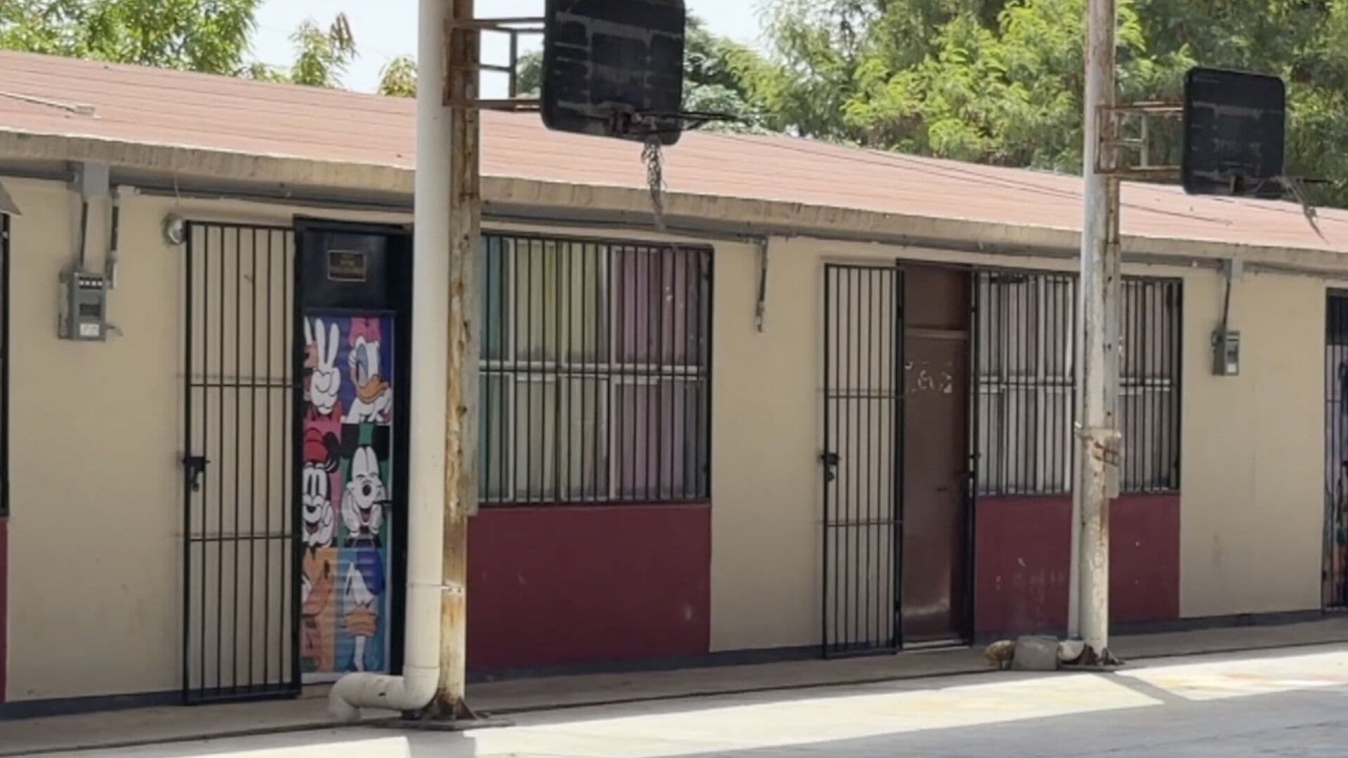 Padres de Familia Primaria en Matamoros Protestan Ante Falta de Maestros