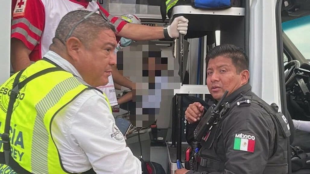Deja una Niña Lesionada Choque de Transporte Escolar en Monterrey