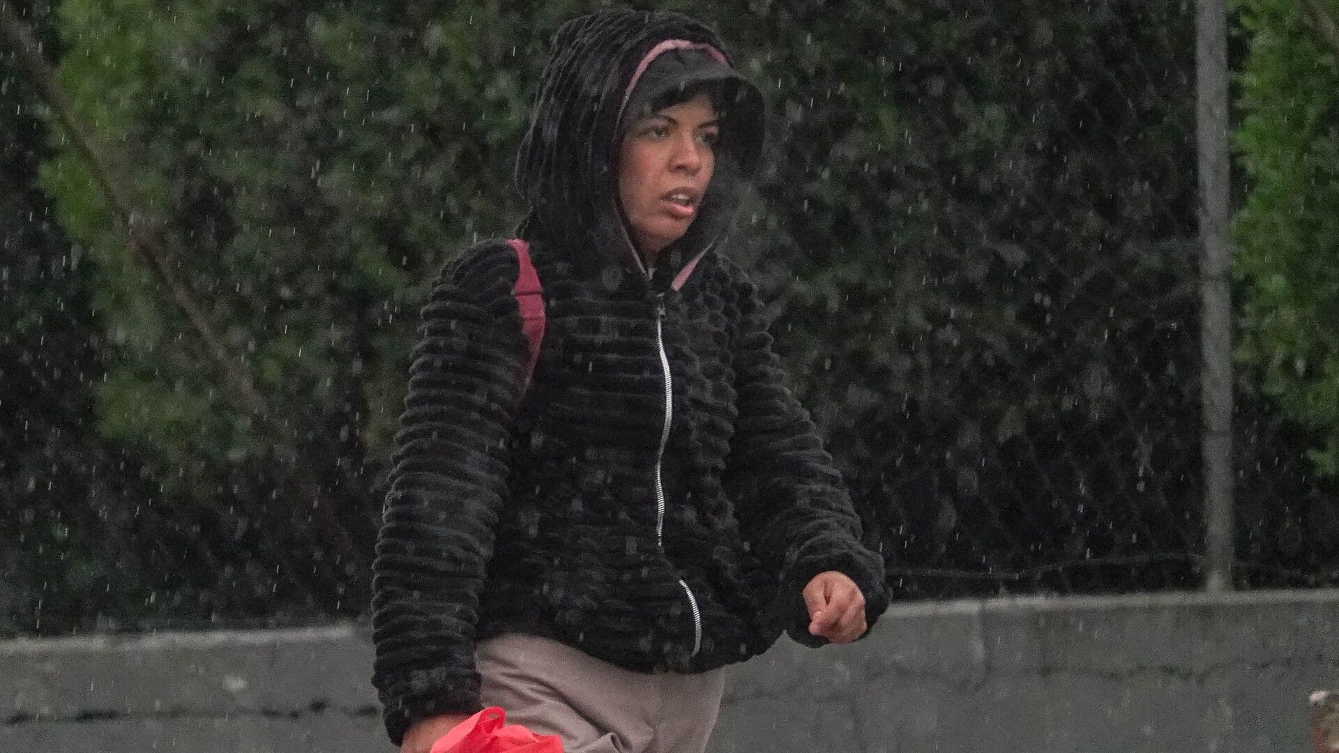 Lluvias en CDMX: Corriente de Agua Bloquea el Paso en Calzada de Tlalpan