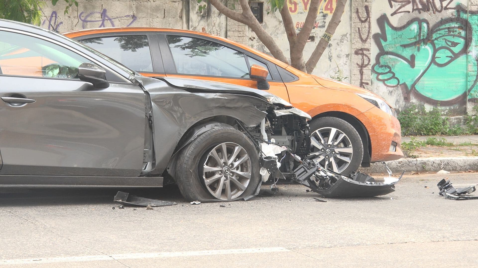Choque Múltiple Deja Daños Cuantiosos y Afectación Vial en Avenida Xicotencatl en Barrio de la Huaca Veracruz
