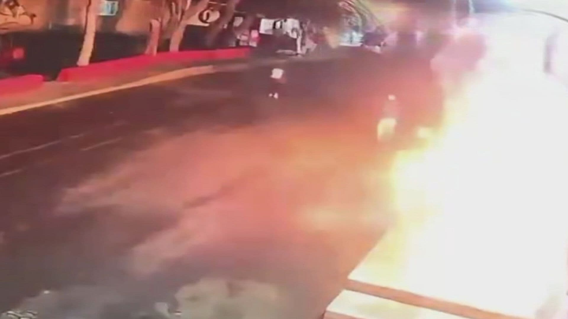 Video: Dos Personas Incendian Negocio y Huyen en Cuernavaca, Morelos