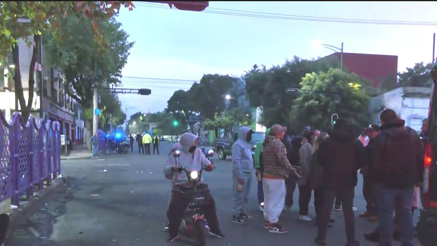 Manifestación Provoca Cierre en Avenida del Trabajo