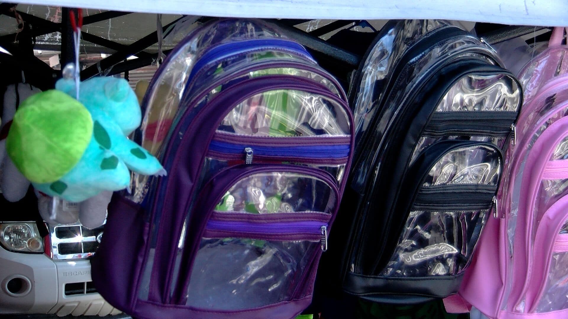 Secundaria 3 de Tijuana de Baja California Pide el Uso de Mochila Transparente