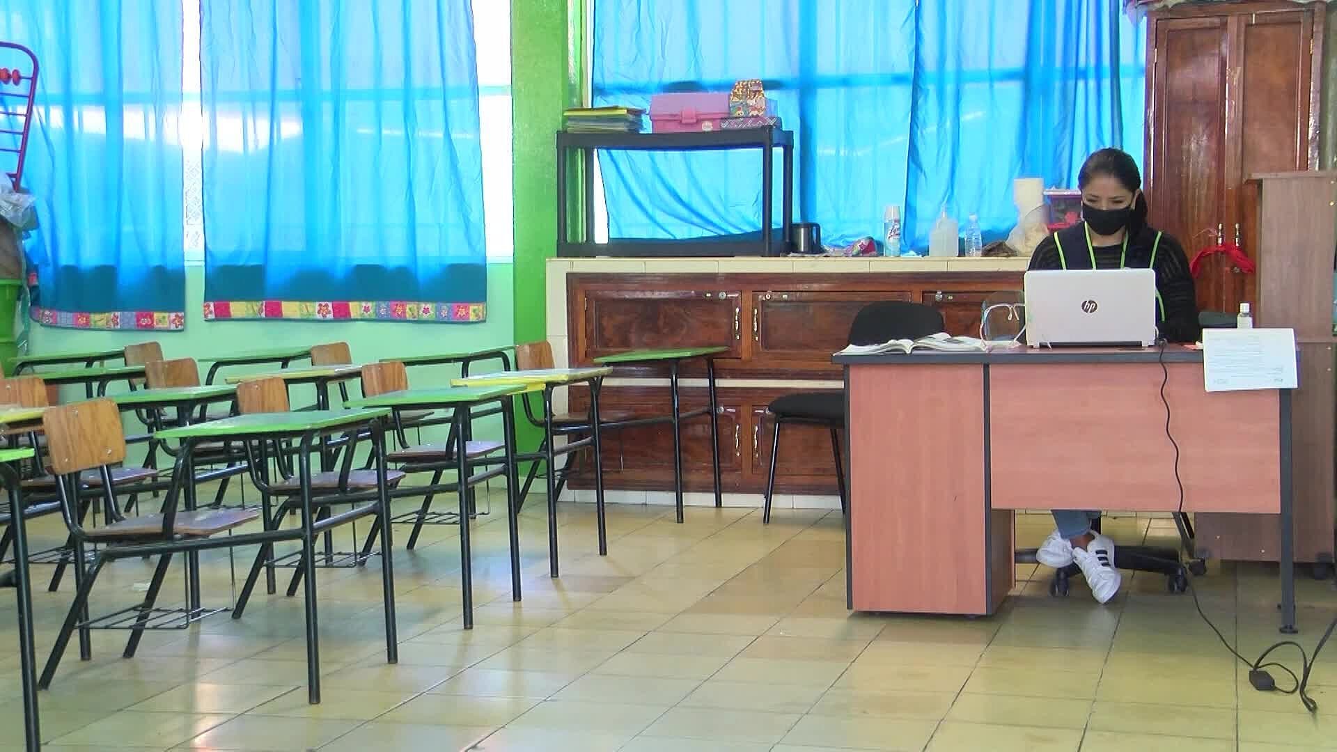 SNTE Pide Priorizar a Maestros Potosinos Sobre Docentes Cubanos