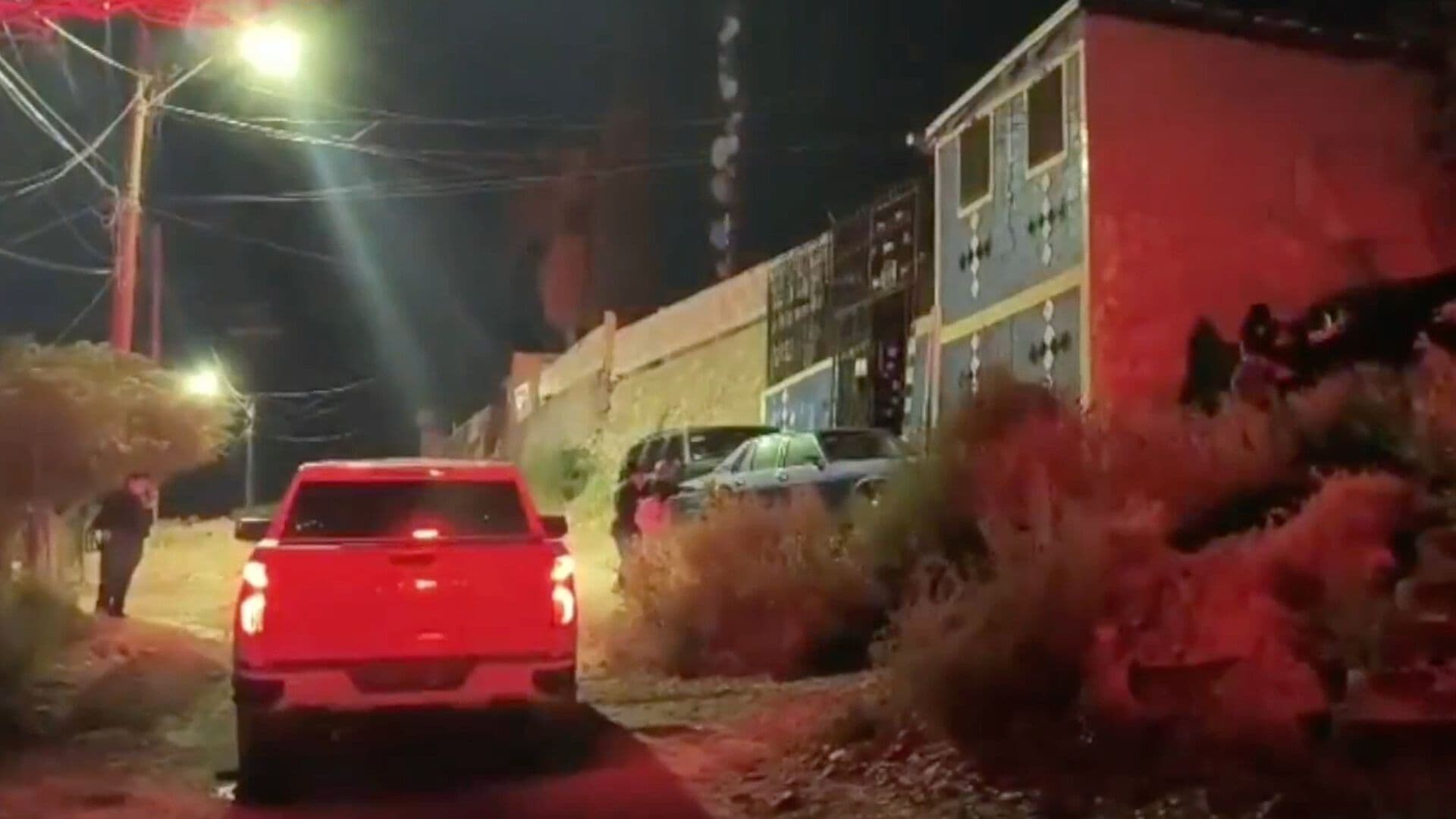 Descubren Restos Humanos Sepultados en la Colonia Flores Magón de Cd. Juárez