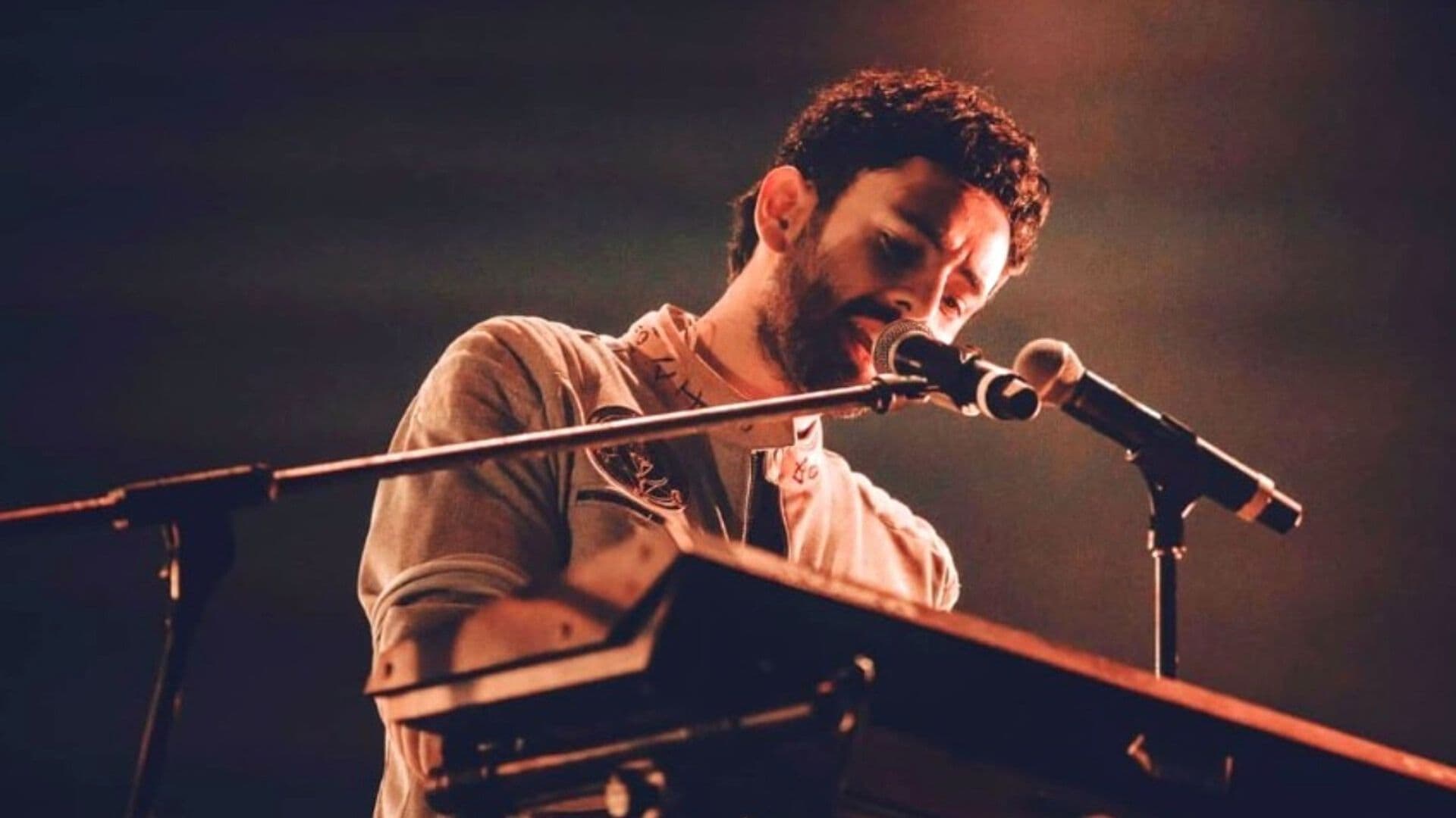 Perfil de Jonathan Meléndez, ‘Honas’, Tecladista de la Banda Camilo Séptimo