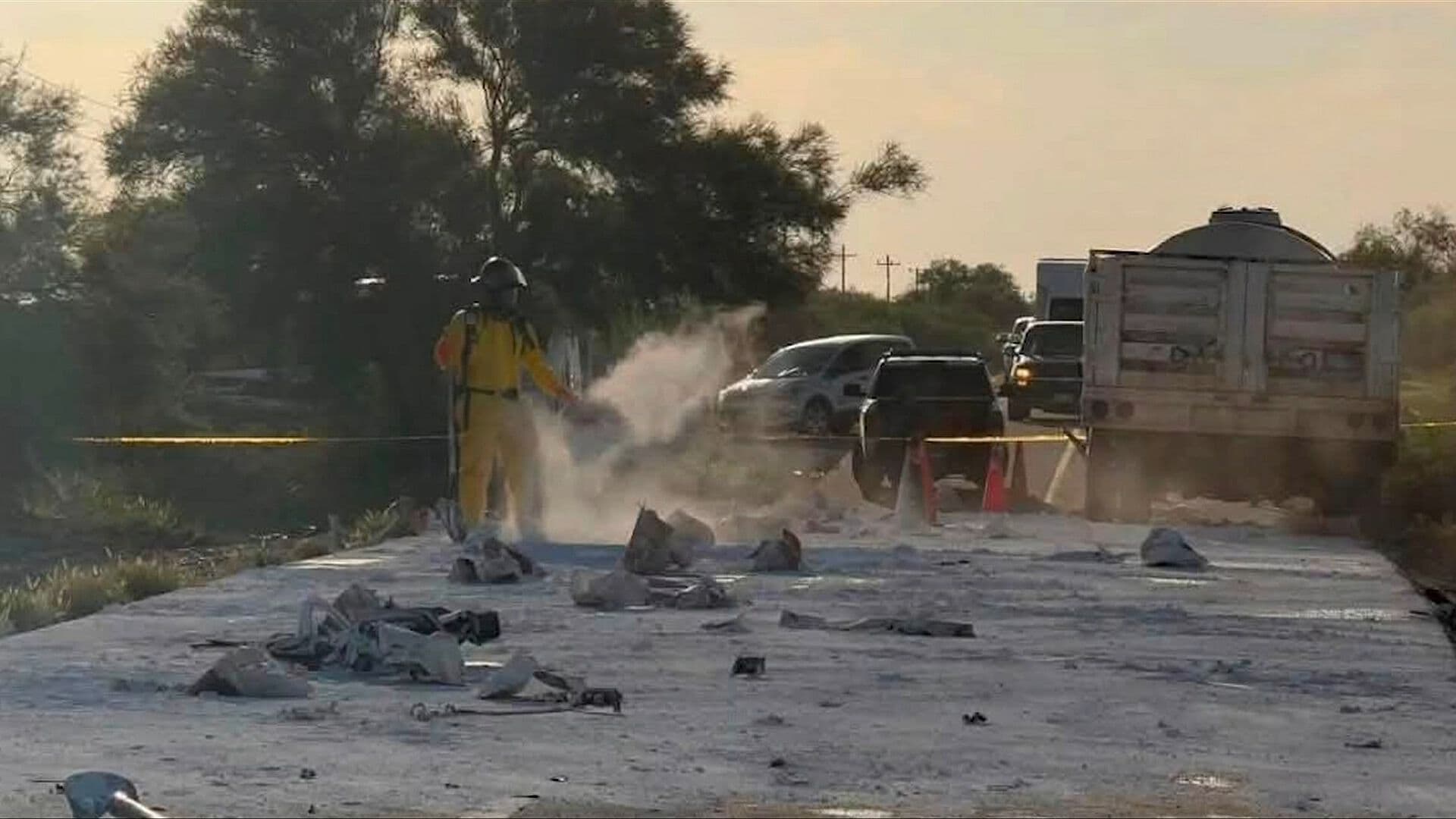 Accidente Ambiental en Sonora: Vuelca Tractocamión con Ácido Sulfúrico en Cananea
