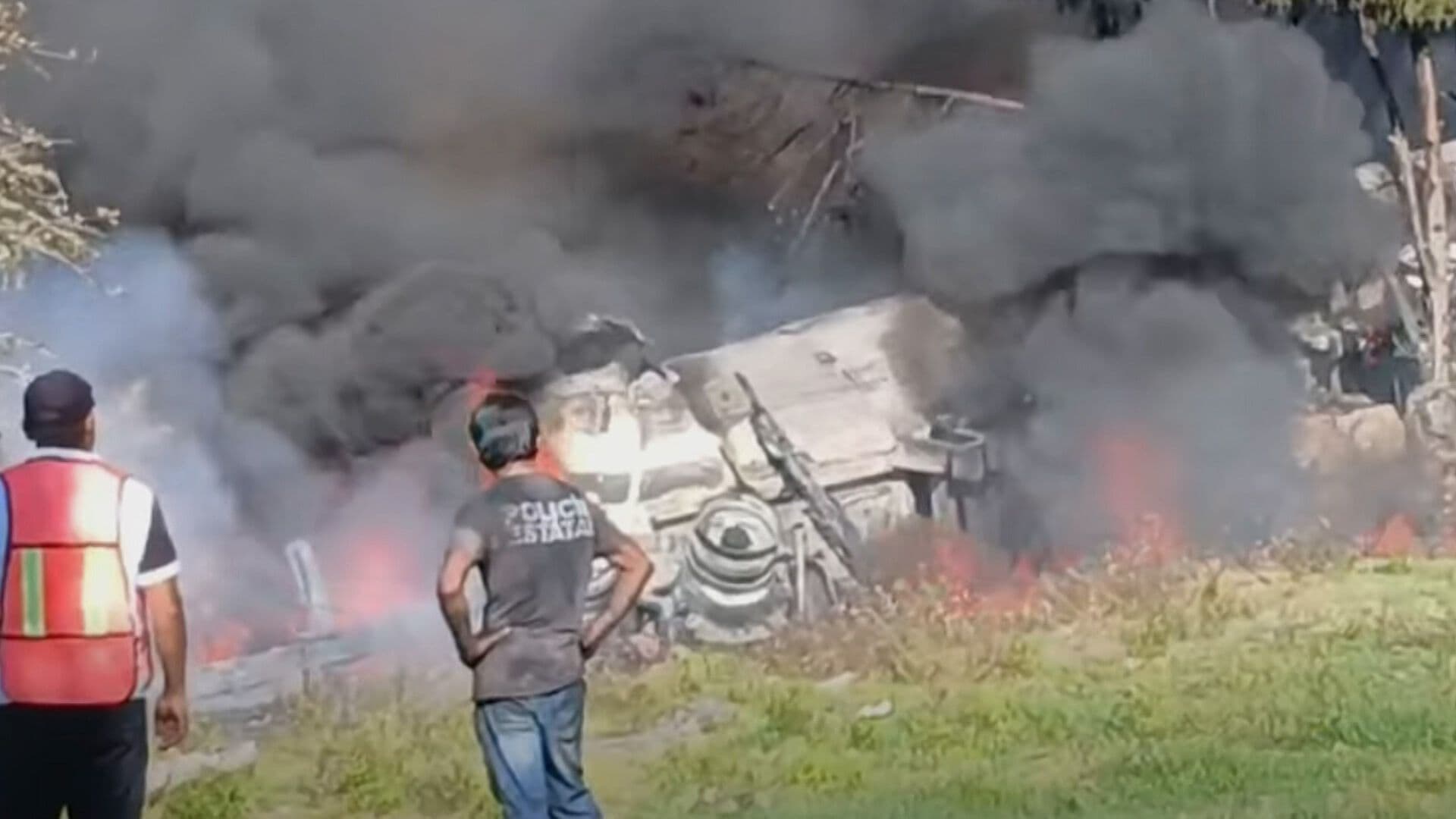 Cierran Autopista Xalapa-Perote por Explosión de Pipa