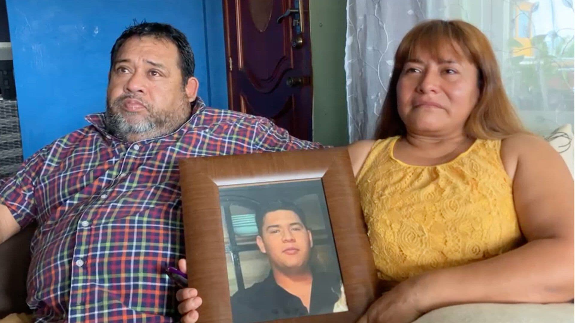 Padres de Joven Asesinado Piden Justicia en Cosoleacaque