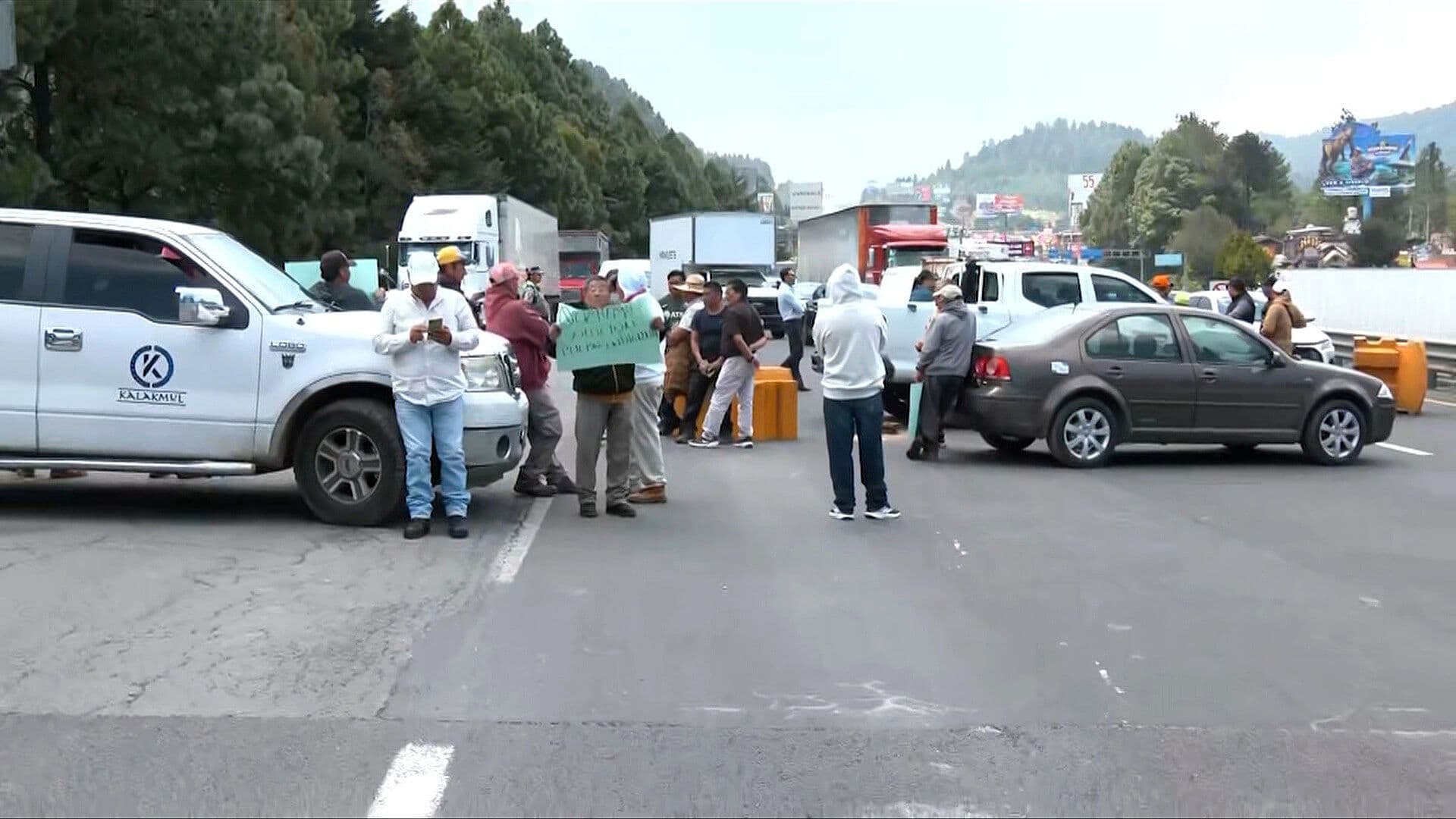 Se Pelean por los Terrenos: Disputa entre Ejidatarios Derivó en un Bloqueo en La Marquesa
