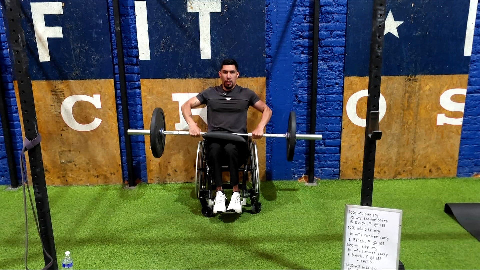 Hombre se Transforma en Campeón Nacional de CrossFit Adaptativo tras Ataque Armado