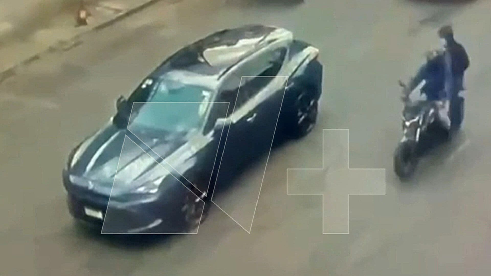 Momento Exacto de Ataque en la Peralvillo: Así Dispararon Motociclistas a Automovilista