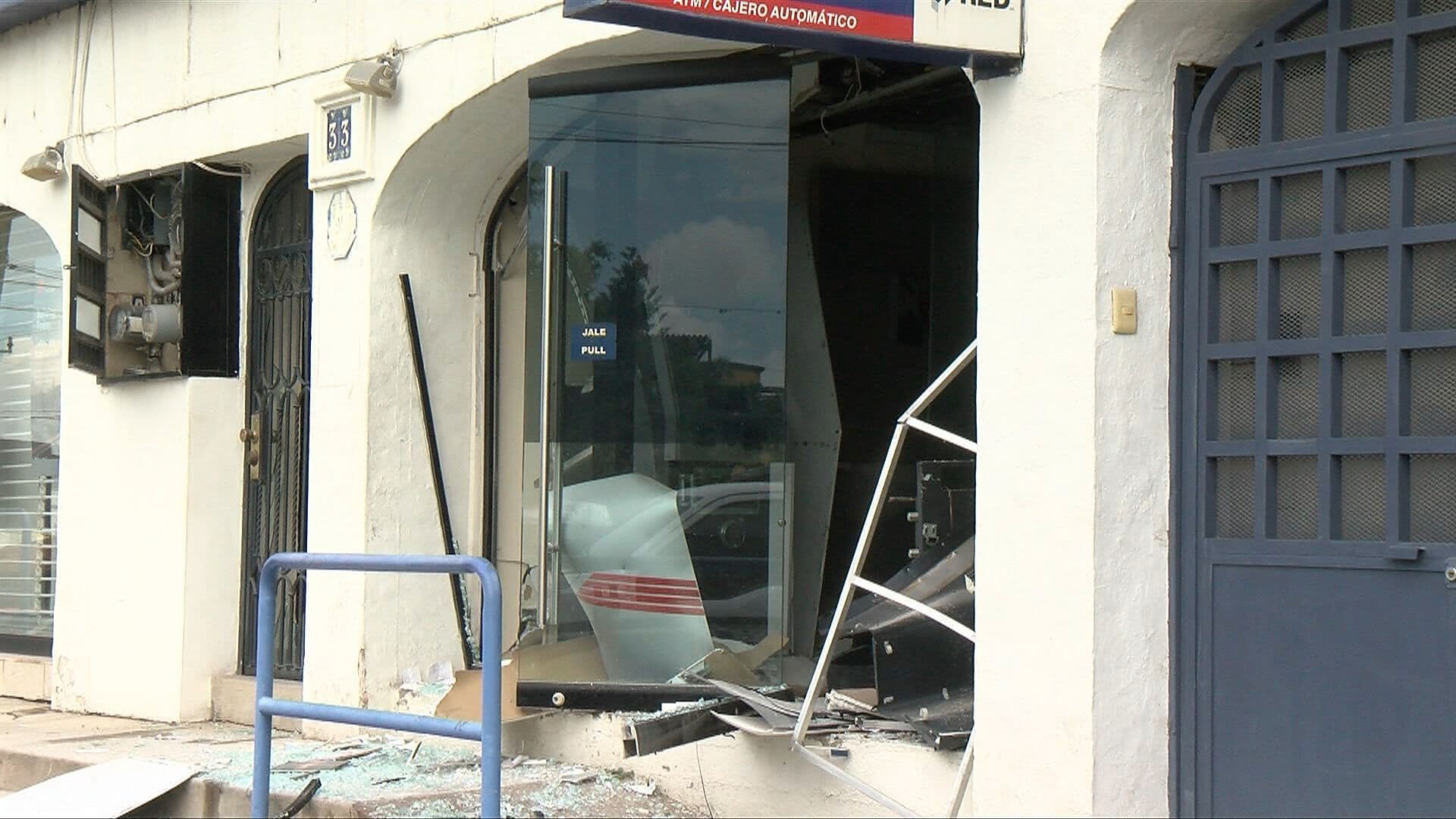 Ladrones Se Llevan Cajero Entero en Ajijic, Jalisco: Desactivaron Alarma