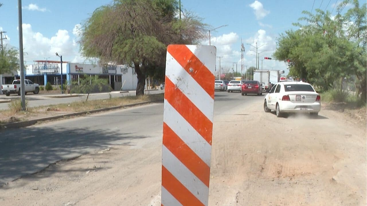 Adulto Mayor Resulta Lesionado por Caer de Moto a Causa de un Bache en Hermosillo