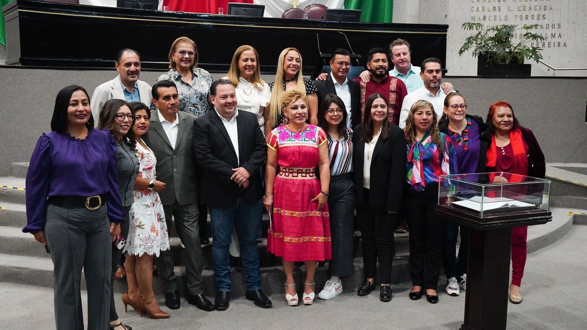 Congreso de Veracruz Lamenta la Muerte de Zenyazen Escobar