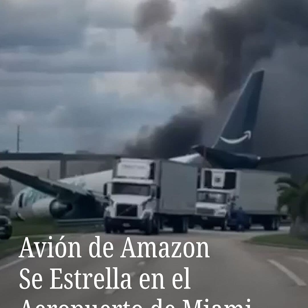 Avión de Carga Sale de Pista y Choca Contra Autos