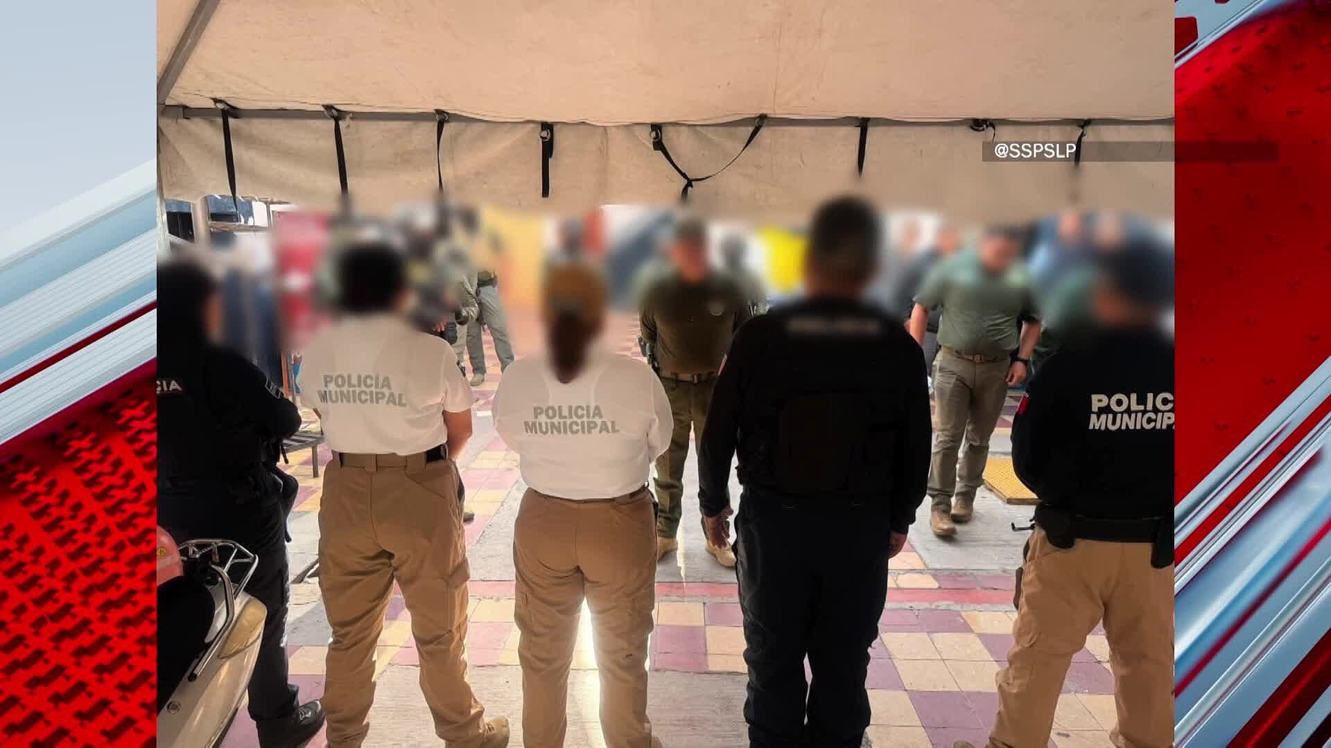 Detectan a Dos Personas con Uniforme Sin Acreditar Función Policial en SLP