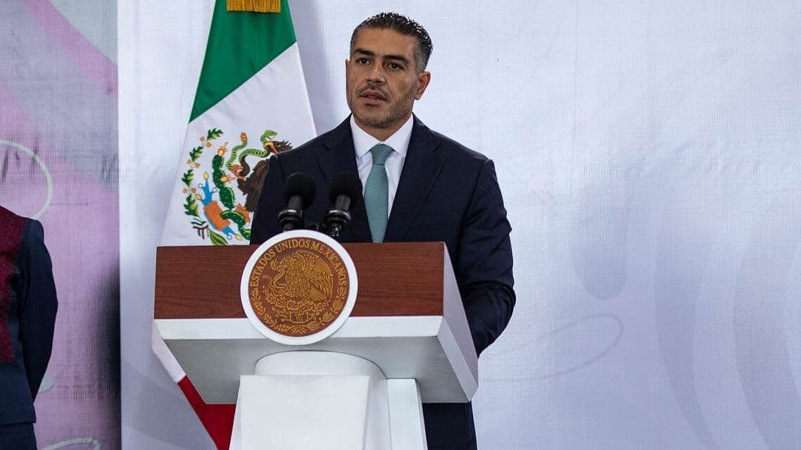 García Harfuch Destaca Detención de Funcionarios con Operación Enjambre