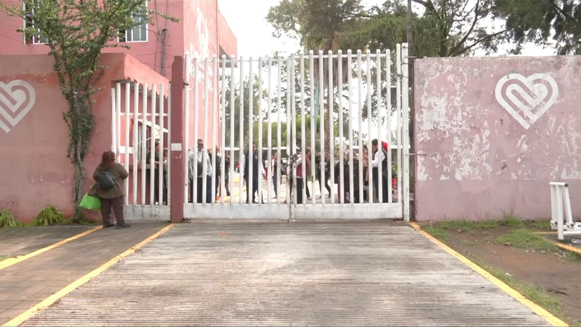 Trabajadores de la Alcaldía GAM Toman Instalaciones