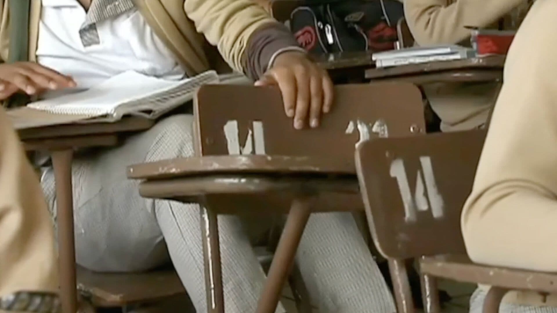 Escuelas de Colonia de León Abren Grupos por Alta Demanda de Estudiantes