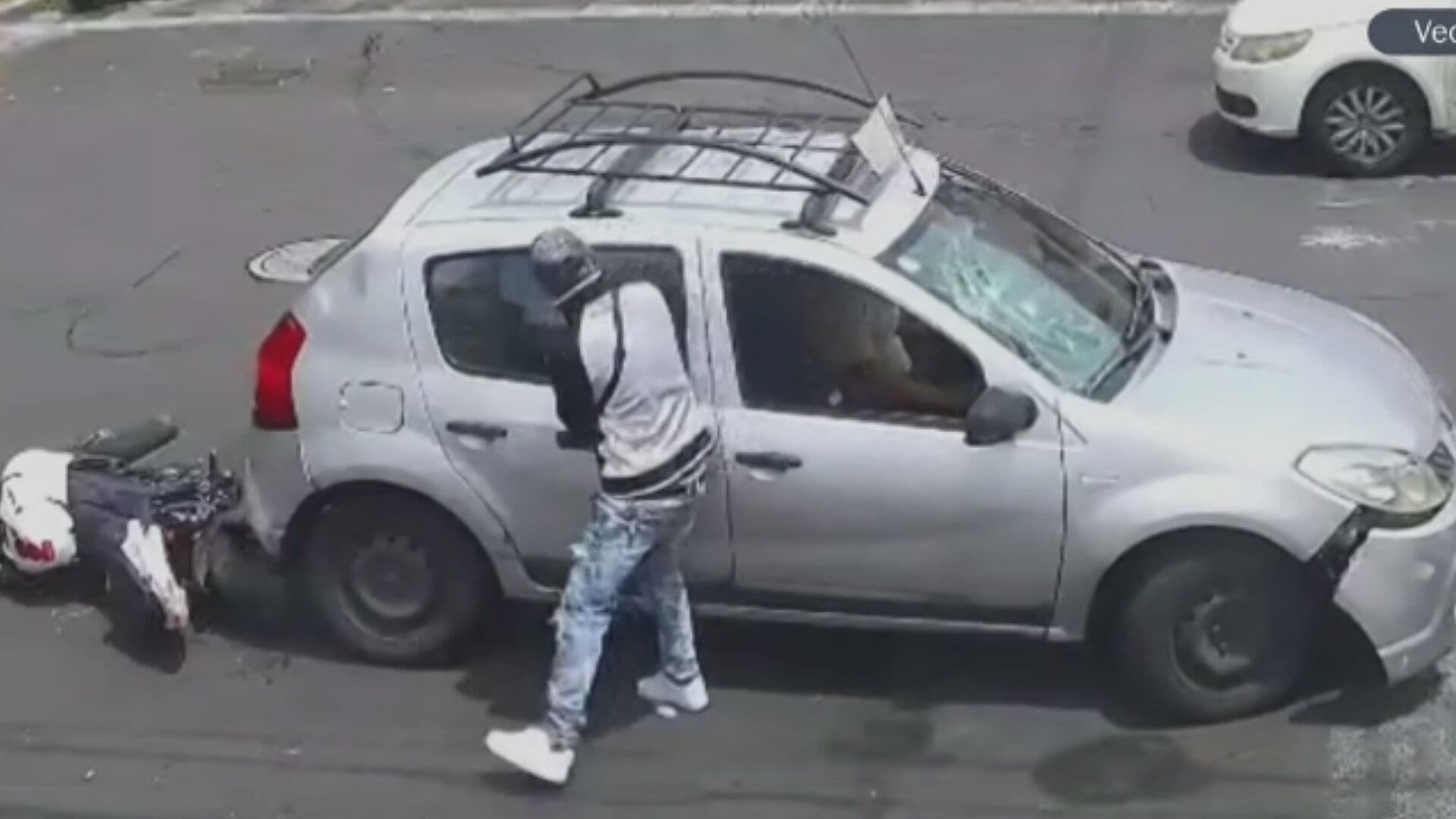 Video: Captan Violenta Riña Entre Conductor y Motociclista en Iztacalco, CDMX