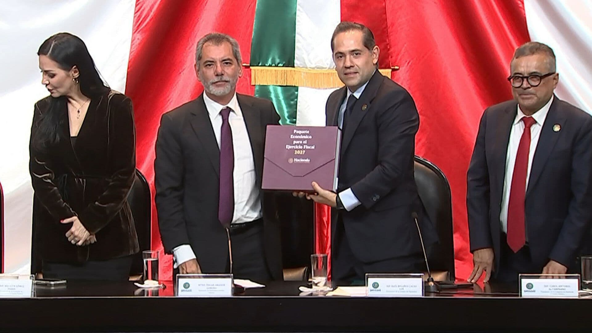 'México Crece Pese a Entorno Complejo': Édgar Amador tras Entrega Paquete Económico 2027