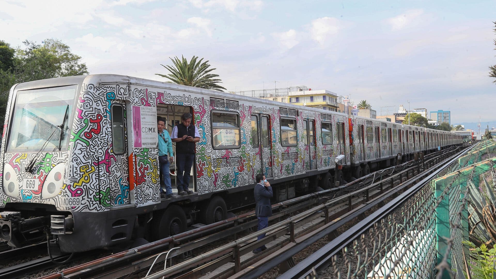 Hombre Cae a Vías del Tren en Metro Villa de Cortés