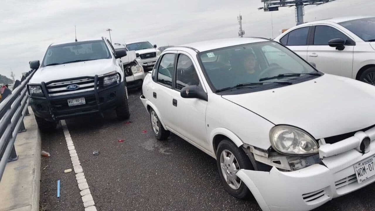 Tres Carambolas Dejan un Lesionado y 10 Vehículos Afectados en Hermosillo