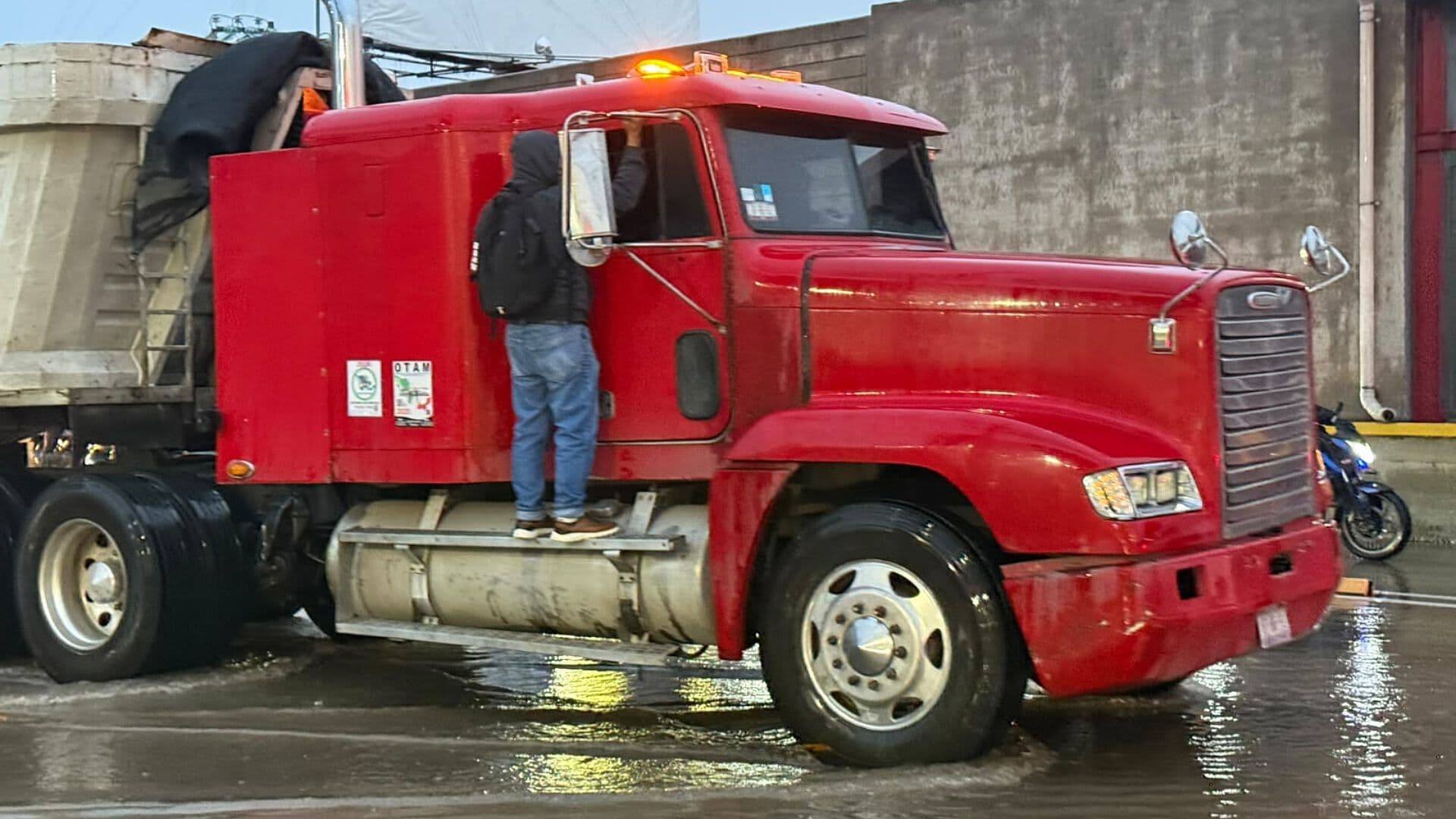 Afectaciones en Tultitlán por Inundación