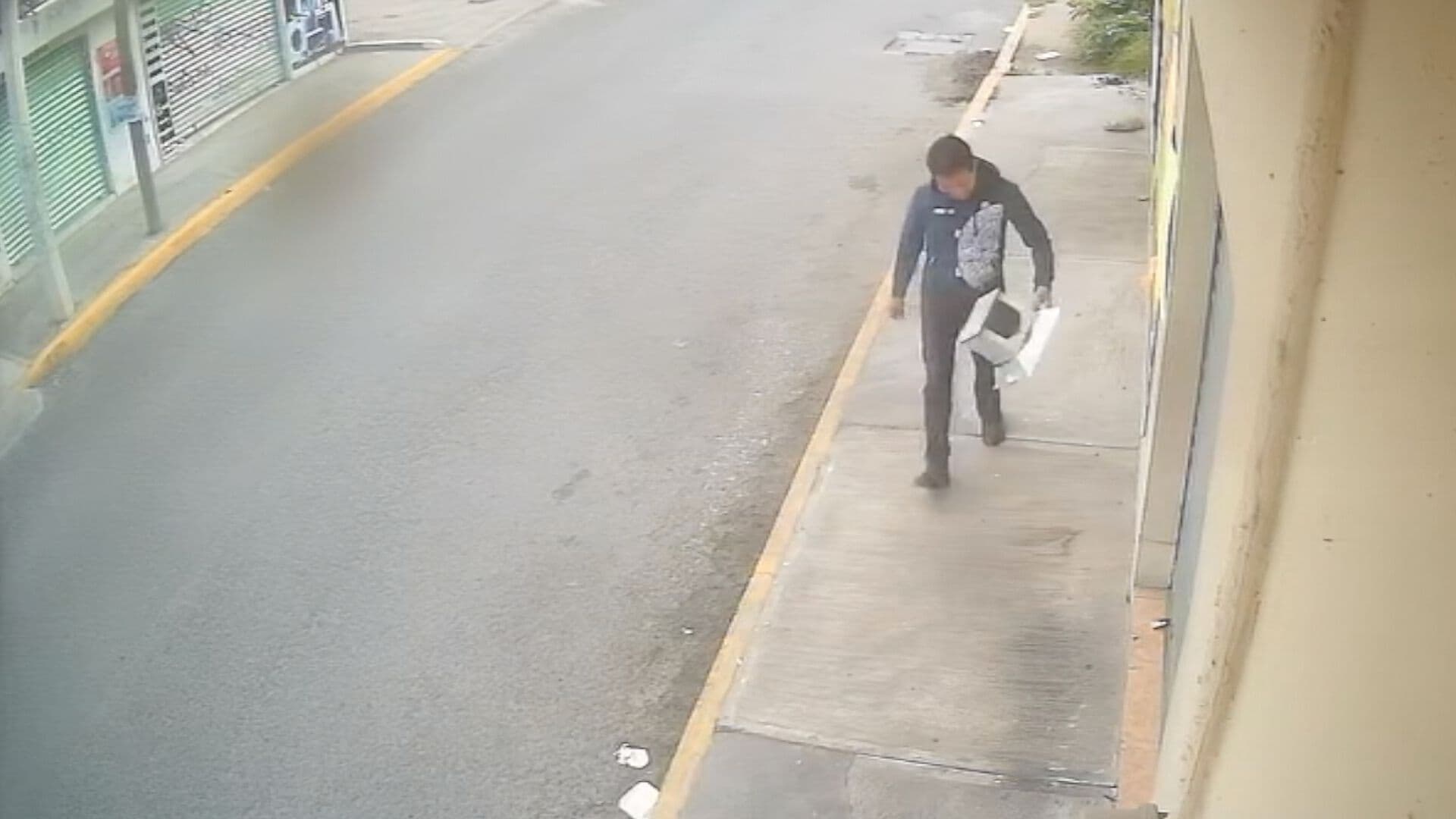 Video Ladrón Robo Anafre Negocio San Lorenzo Almecatla Cuautlancingo Puebla