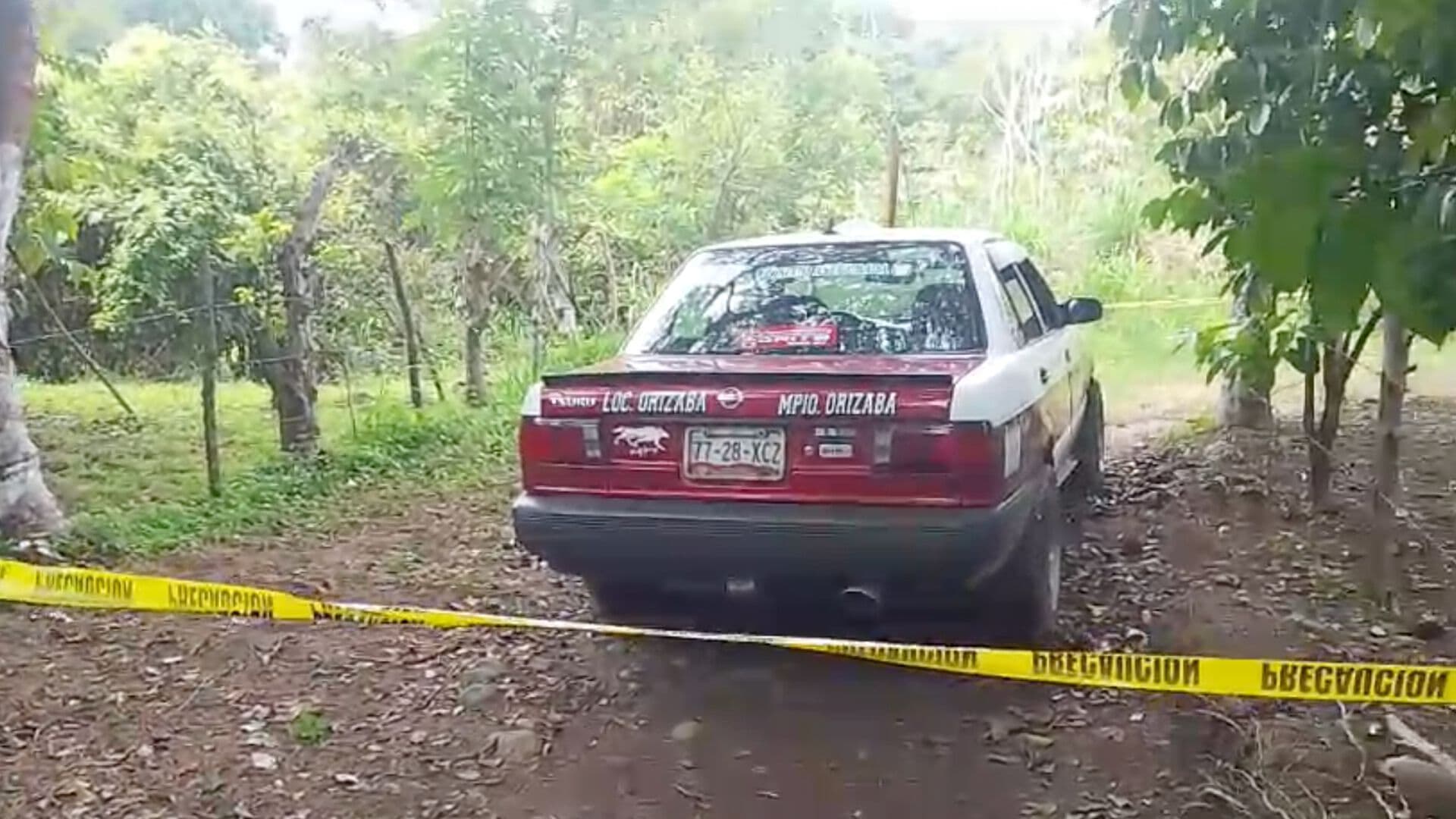 Localizan Taxi de Orizaba Presuntamente Abandonado en Torrecilla Amatlán de Los Reyes Veracruz