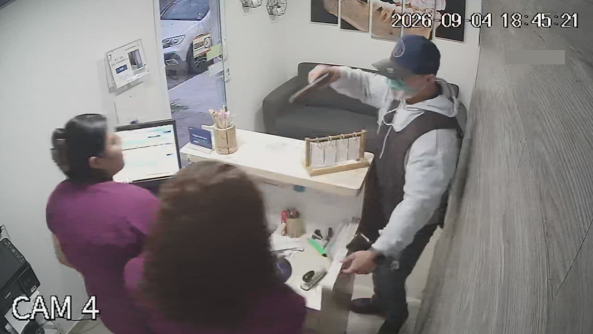 Asalto Robo Falso Repartidor Consultorio Dental Dentista Colonia San Manuel Puebla