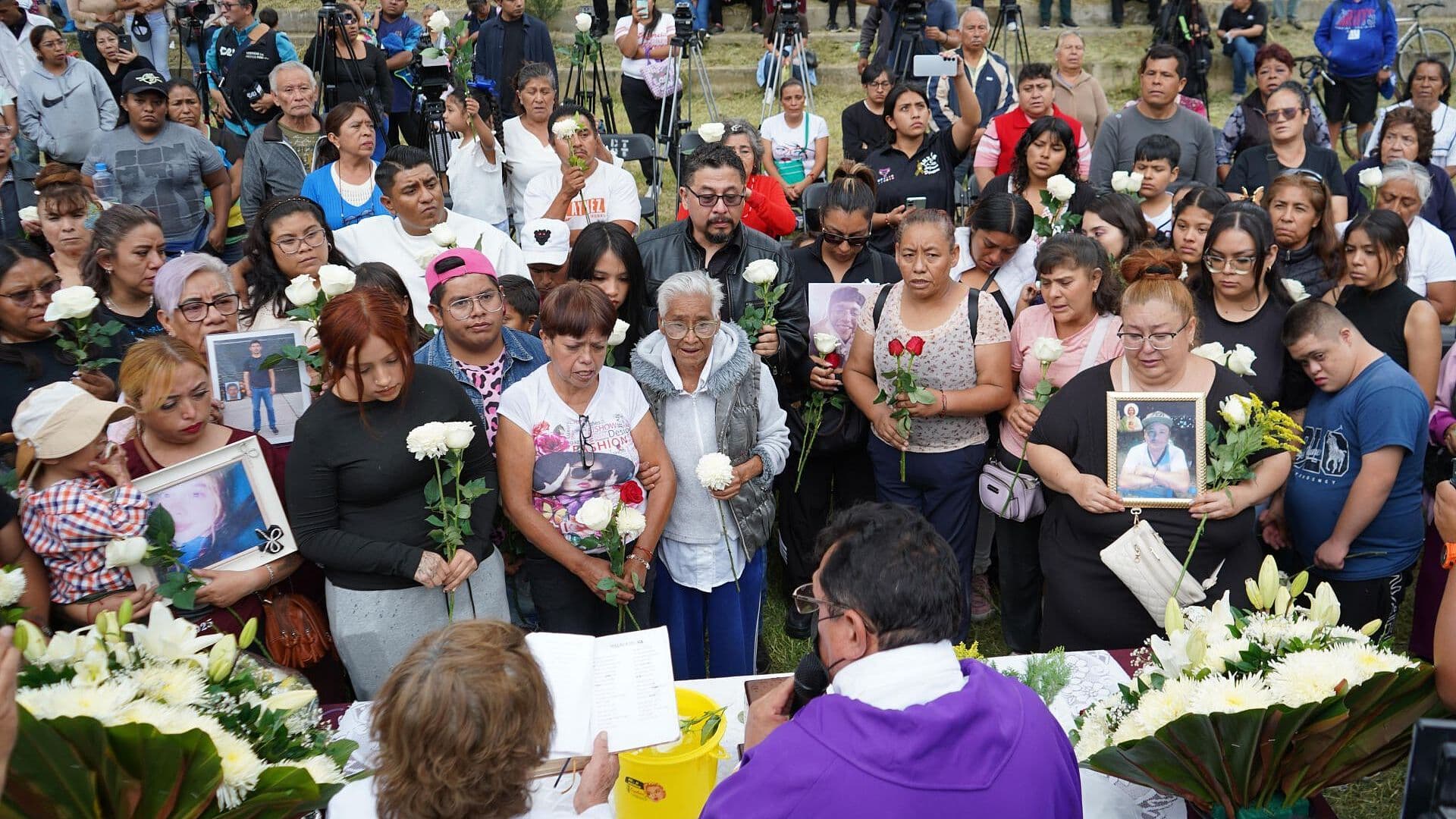 Docenas de Personas Participan en Ceremonias a un Año de Explosión en Iztapalapa